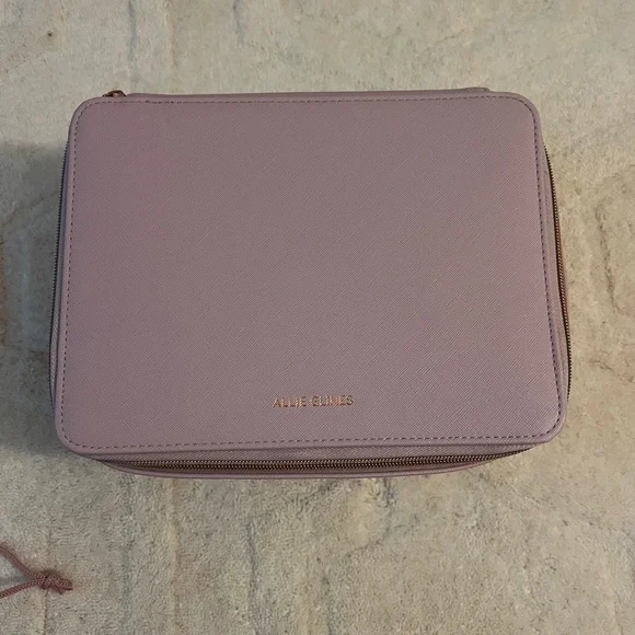 Allie Glines Lilac Makeup Bag Set - Picture 4 of 6